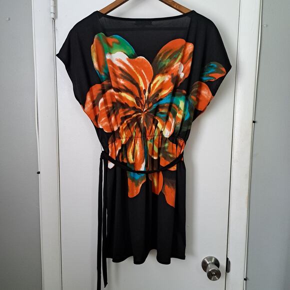 Charlotte Russe Floral Printed Belted Top Size Medium - Picture 2 of 5